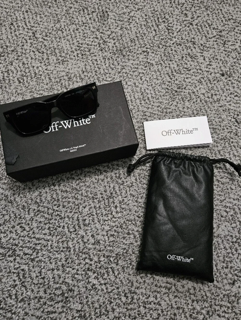 Men's Off-White Black Square Sunglasses